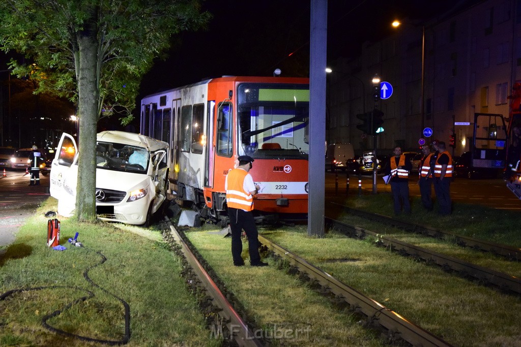 VU PKW Strab Koeln Niehl Amsterdamerstr Friedrich Karlstr P130.JPG - Miklos Laubert